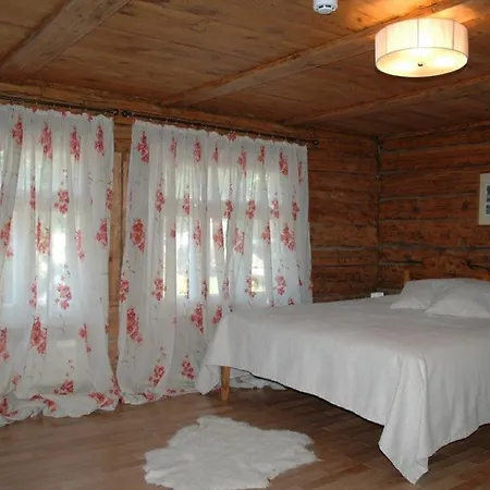 Pulga Holiday Complex krevet i doručak Nassuma